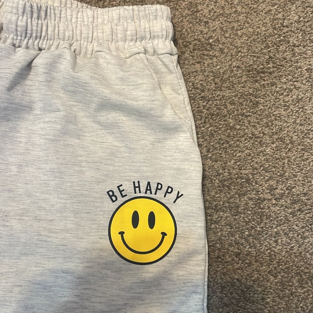 Be Happy 😃 - Picture 3 of 4